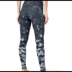 Align leggings 28”